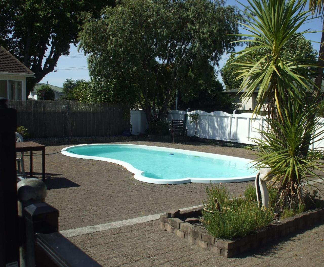 Acorn Estate Motel Masterton Exterior photo